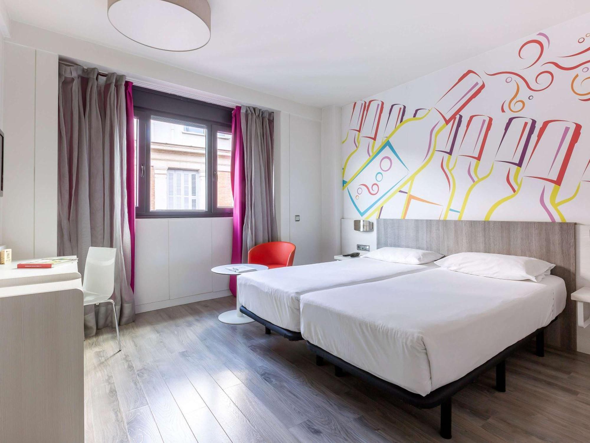 Hotel Ibis Styles Madrid Prado Exteriér fotografie