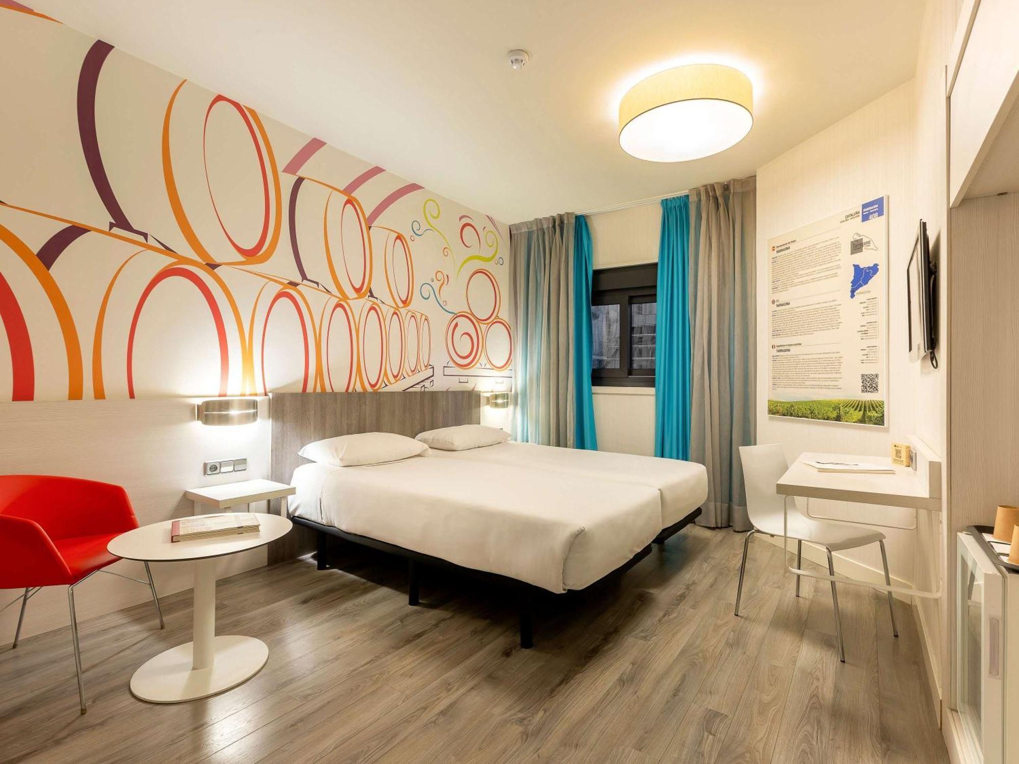 Hotel Ibis Styles Madrid Prado Exteriér fotografie