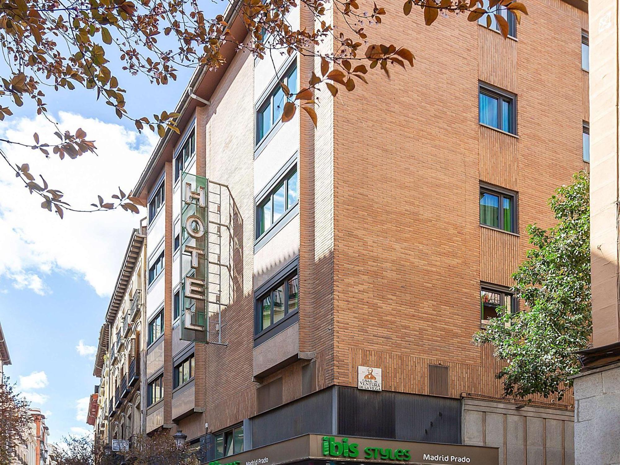 Hotel Ibis Styles Madrid Prado Exteriér fotografie